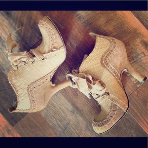 Irregular Choice Abigail’s Party “Nude” Sz 8.5